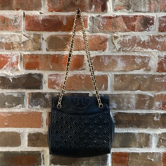 TORY BURCH Savannah Convertible Shoulder Bag - Black with Gold Chain - Picture 6 of 16